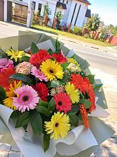Букет цветов из:  Герберы #REPLACE_PRED# Иргаклам