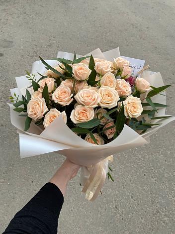 Букет Кремовые розы Латте в Иргаклам